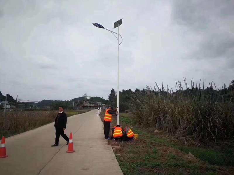 太阳能路灯